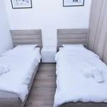 Diamond Hill Apartments